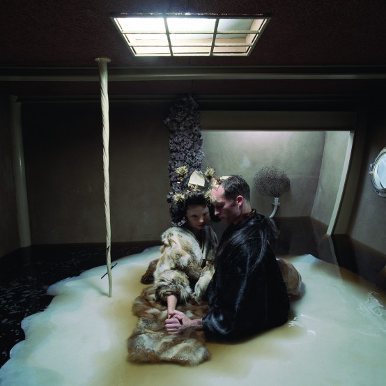 Björk et Matthew Barney sur Drawing Restraint 9