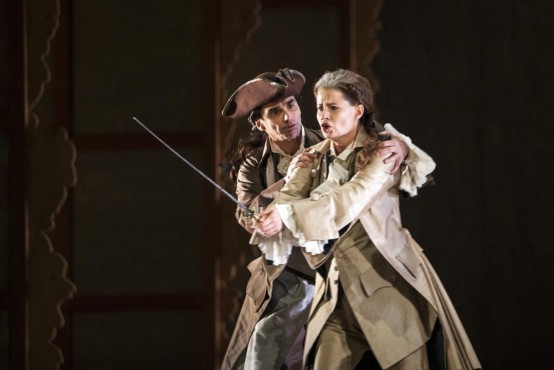 Avec Giovanni Furlanetto (Melisso), dans le rôle de Bradamante, Alcina de Haendel, La Monnaie (Bruxelles), jan/fév. 2015, Rousset/Audi