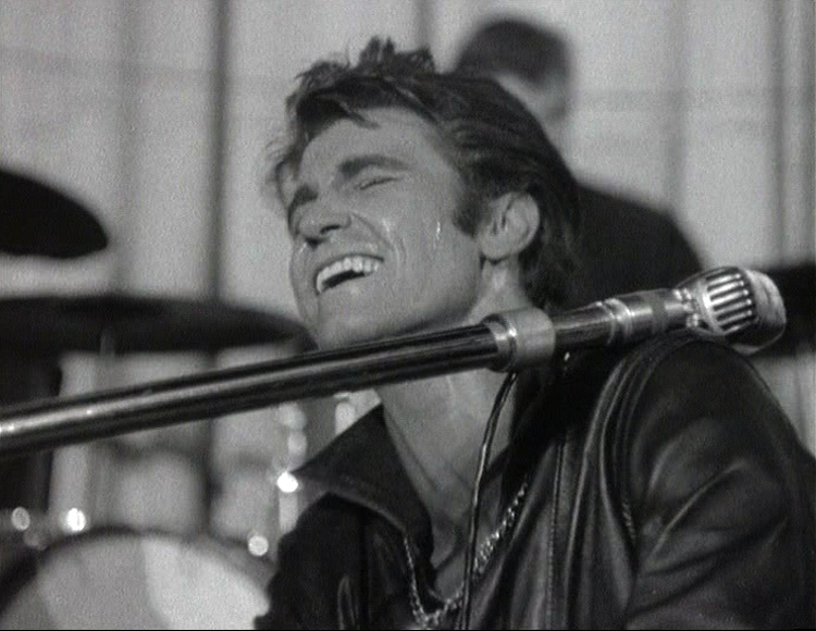 Vince Taylor dans À la mémoire du Rock de François Reichenbach © Les Films de la Pléiade 1963