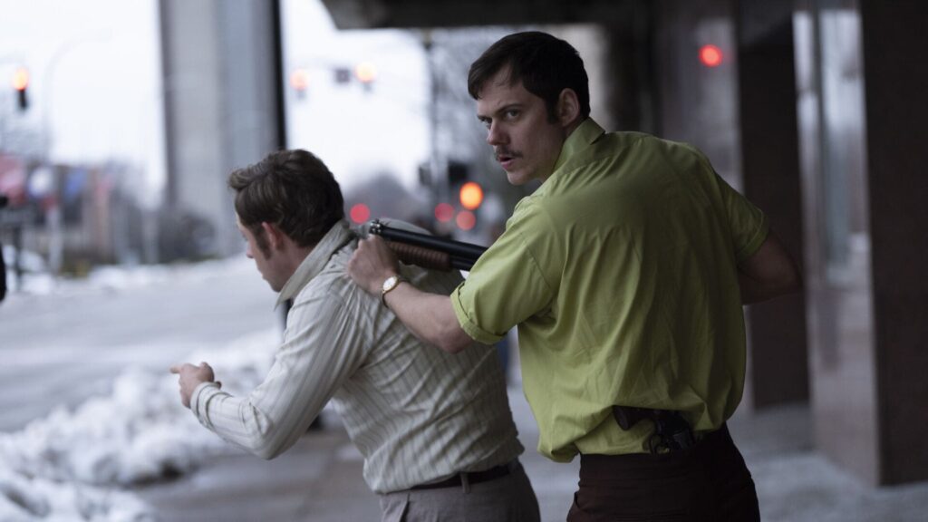 La Corde au cou (Dead Man’s Wire). Photo : Stefania Rosini. © ARP Sélection